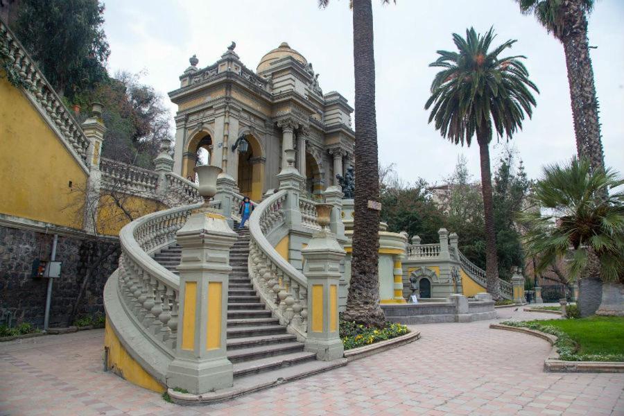 Depto 707 Excelente Ubicacion Metro Sta Lucia, Barrio Paris Londres Centro Santiago公寓 外观 照片